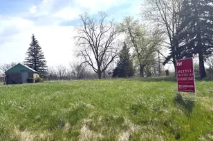 3290 Breton Rd SE, Grand Rapids, MI 49512 - Photo 1