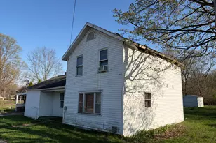 178 W Muskegon Street NE, Cedar Springs, MI 49319 - Photo 1