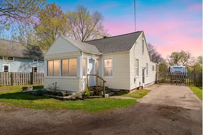 8492 Douglas Avenue, Kalamazoo, MI 49009 - Photo 1