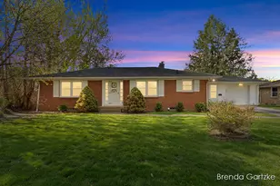1880 Lynne Ln NW, Grand Rapids, MI 49504 - Photo 1