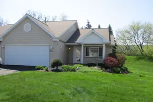 1096 Fountain View Cir, Holland, MI 49423 - Photo 1