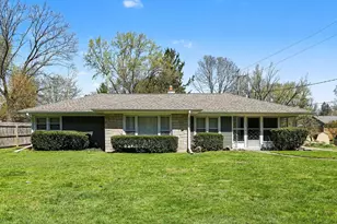 259 Wahwahtaysee Way, Battle Creek, MI 49015 - Photo 1