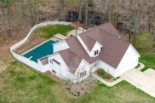 4627 Forest Ln, Holland, MI 49423 - Photo 1