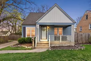 876 Burke Ave NE, Grand Rapids, MI 49503 - Photo 1