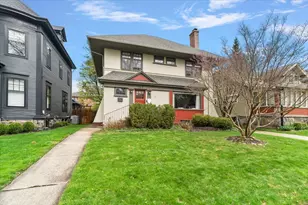 566 Prospect Ave SE, Grand Rapids, MI 49503 - Photo 1