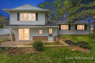 126 Blanche Ave, Kalamazoo, MI 49001 - Photo 1
