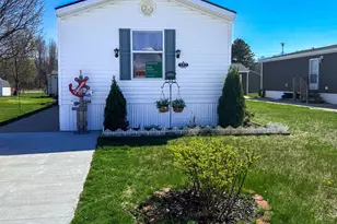 167 Maple Ct, Muskegon, MI 49445 - Photo 1