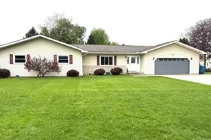 133 Western Ave, Coldwater, MI 49036 - Photo 1