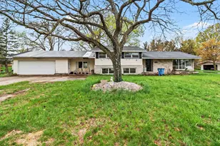 117 N Apple St, Hart, MI 49420 - Photo 1