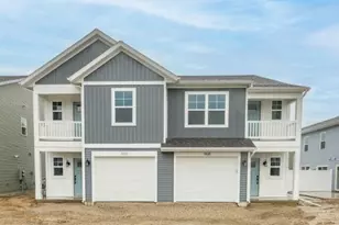 910 Indiana Ave, South Haven, MI 49090 - Photo 1