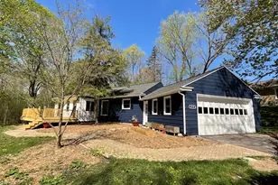 2737 Meadowvale Dr SE, Grand Rapids, MI 49506 - Photo 1