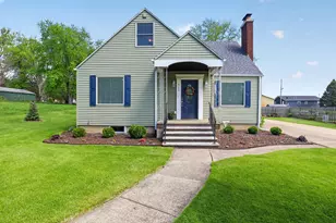 312 S Cleveland St, Galien, MI 49113 - Photo 1