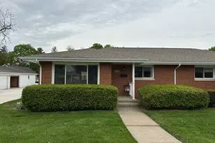 1329 Oak St, Niles, MI 49120 - Photo 1