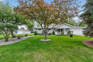 4929 Martha Dr, Jackson, MI 49201 - Photo 1