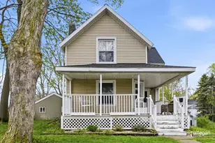 1323 4th Ave, Lake Odessa, MI 48849 - Photo 1