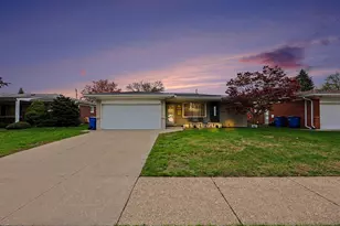 27548 Bonnie Dr, Warren, MI 48093 - Photo 1