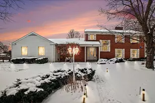 1054 E Maple St, Mount Pleasant, MI 48858 - Photo 1