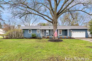 230 California Ave, Muskegon, MI 49445 - Photo 1