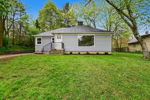 1064 Eastern Ave NE, Grand Rapids, MI 49503 - Photo 1