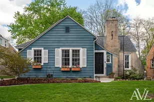 317 Bristol Ave NW, Grand Rapids, MI 49504 - Photo 1