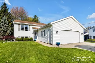 7115 12th Ave, Jenison, MI 49428 - Photo 1