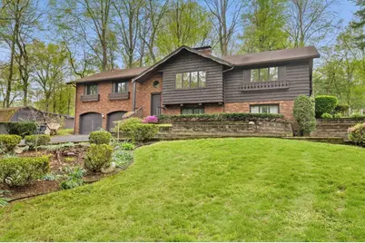 2552 Ridgewood Trail, Berrien Springs, MI 49103 - Photo 1