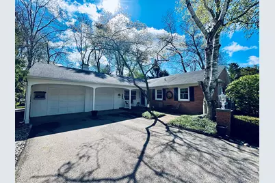 392 Eastmoor Avenue SE, Grand Rapids, MI 49546 - Photo 1