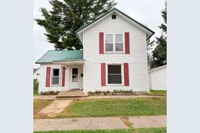 411 N Higbee Street, Reed City, MI 49677 - Photo 1