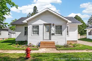 915 E Madison St, Hastings, MI 49058 - Photo 1