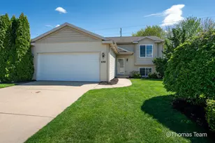 698 Silver Brook Dr SE, Grand Rapids, MI 49548 - Photo 1