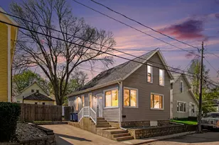 25 Mack Ave NE, Grand Rapids, MI 49503 - Photo 1