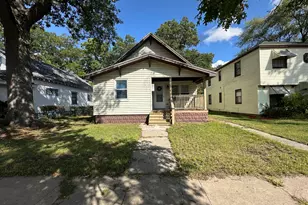 2336 5th St, Muskegon, MI 49444 - Photo 1