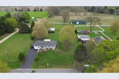 1155 S Bainbridge Center Road, Benton Harbor, MI 49022 - Photo 2