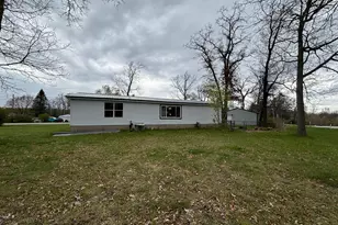 1578 E Pine Hill Ave, White Cloud, MI 49349 - Photo 1