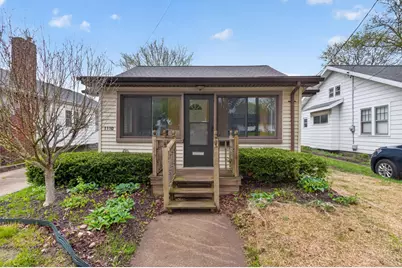 1110 E North Street, Jackson, MI 49202 - Photo 1