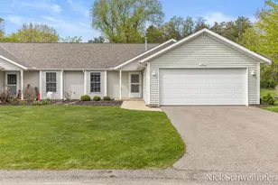 11877 Willow Wood N, Holland, MI 49424 - Photo 1