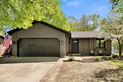 4648 Flying Eagle Drive SE, Grand Rapids, MI 49548 - Photo 1