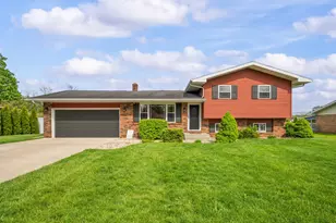 821 E Park Dr, Niles, MI 49120 - Photo 1