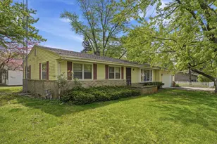 1551 Pontiac Rd, Benton Harbor, MI 49022 - Photo 1