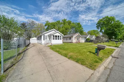 800 Fairyland Avenue, Jackson, MI 49202 - Photo 1
