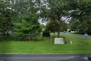 5611 Fairview Ct, Fruitport, MI 49415 - Photo 1