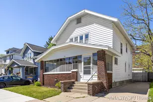 741 Crescent St NE, Grand Rapids, MI 49503 - Photo 1
