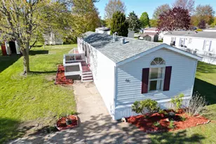 68 Maple Ct, Muskegon, MI 49445 - Photo 1