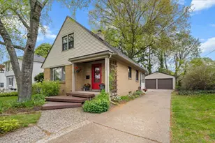 1730 Cambridge Dr SE, Grand Rapids, MI 49506 - Photo 1