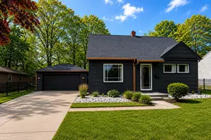721 Eastfield Dr, Battle Creek, MI 49015 - Photo 1
