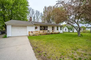 3104 E Apple Ave, Muskegon, MI 49442 - Photo 1