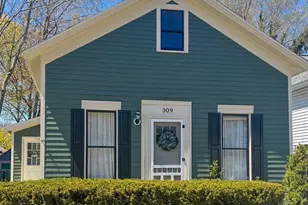 309 N Robert St, Ludington, MI 49431 - Photo 1