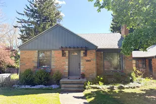 4270 Hunsberger Ave NE, Grand Rapids, MI 49525 - Photo 1