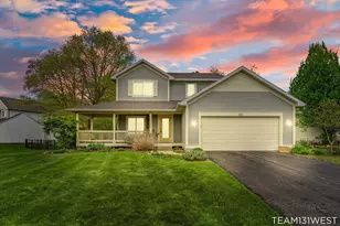 339 Sandy Ct, Holland, MI 49424 - Photo 1