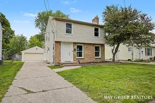 347 Spruce St SE, Grand Rapids, MI 49507 - Photo 1